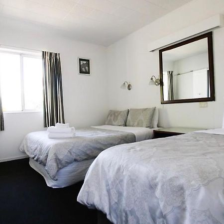 Achilles Motel Крайстчърч Екстериор снимка