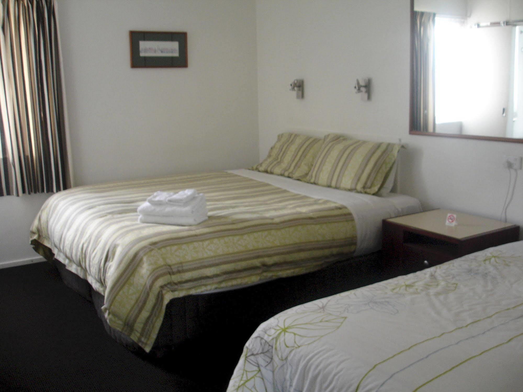 Achilles Motel Крайстчърч Екстериор снимка